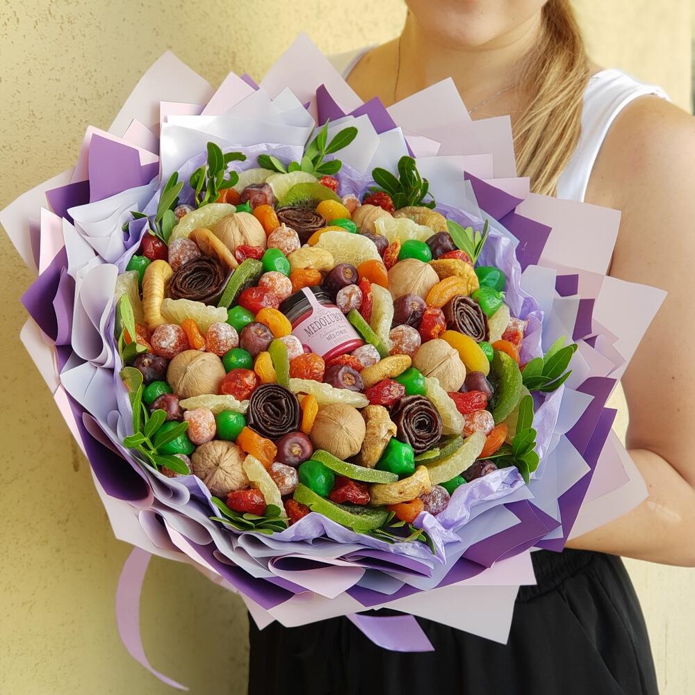 Букет из сухофруктов 