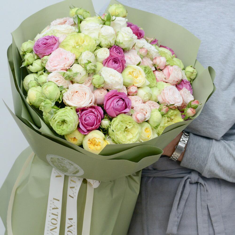 Букет ‹DAPHNE› с кустовыми розами - Latona Flowers