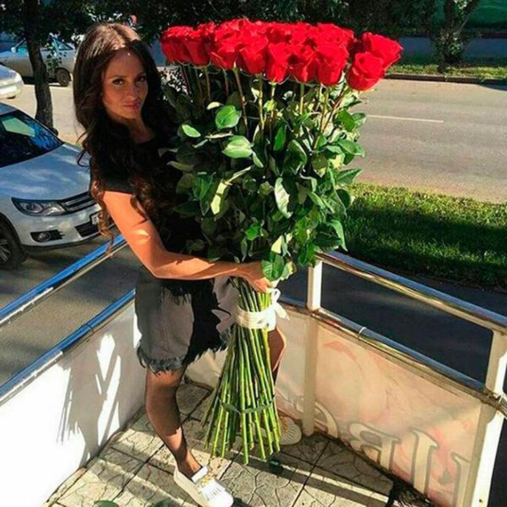 Красная роза