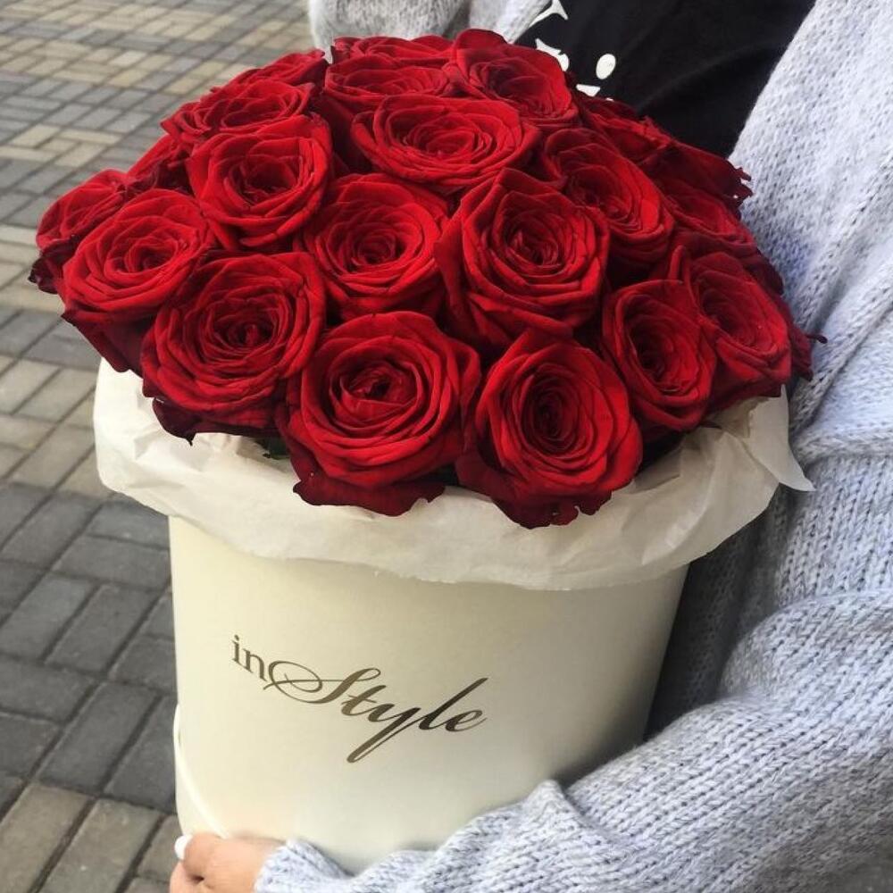 Цветы в коробке